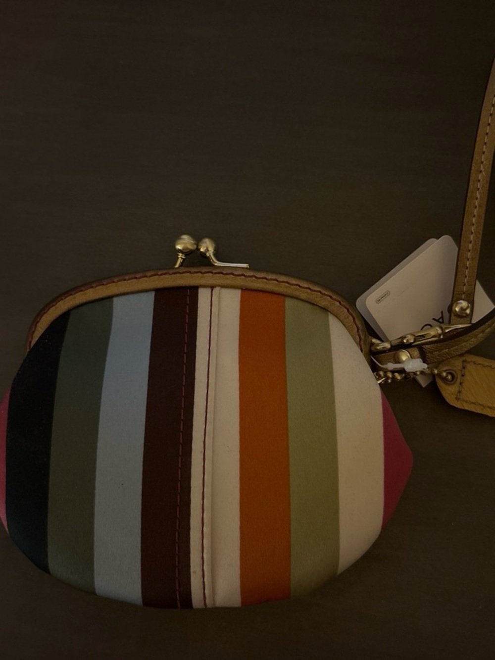 COACH Multicolor Striped Kiss-Lock Wristlet with gold Trim - Picture 3 of 4